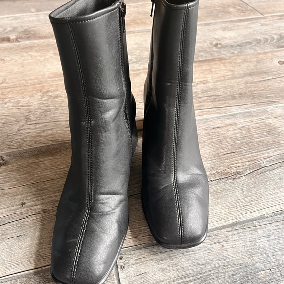 Jeffrey Campbell Troye Black Faux Leather Square Toe Boots, Womens SZ 8 - Picture 5 of 8